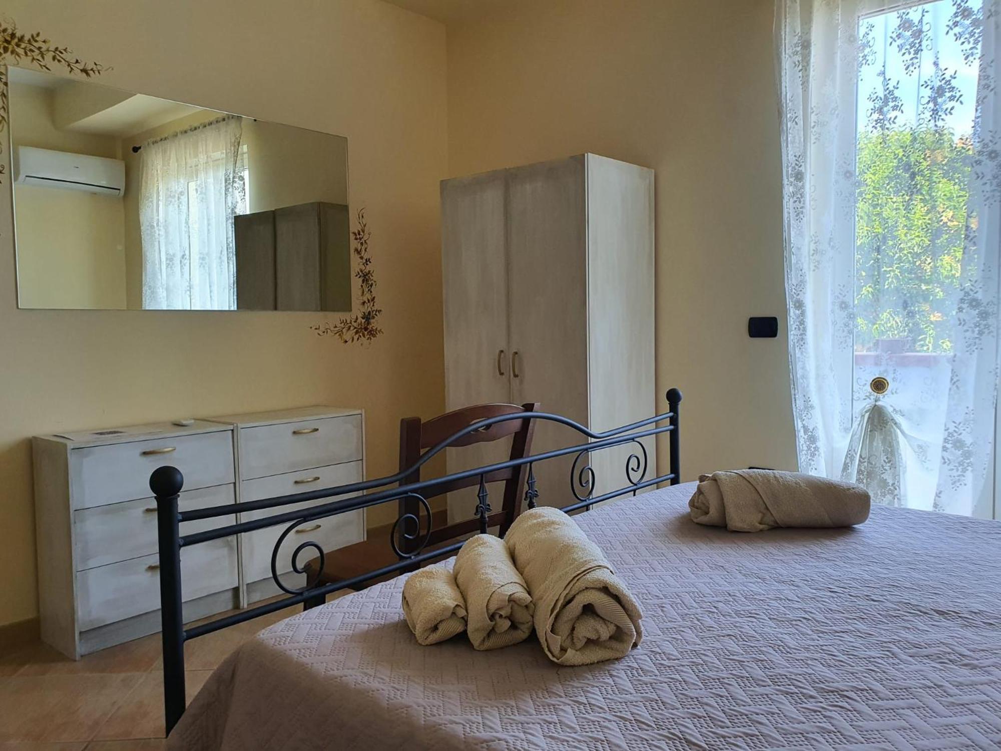 Libro Di Sogni - B&B Letterario Caserta Vecchia Ngoại thất bức ảnh